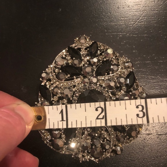 Rhinestone Pin/Brouche/Pendant - Picture 3 of 5